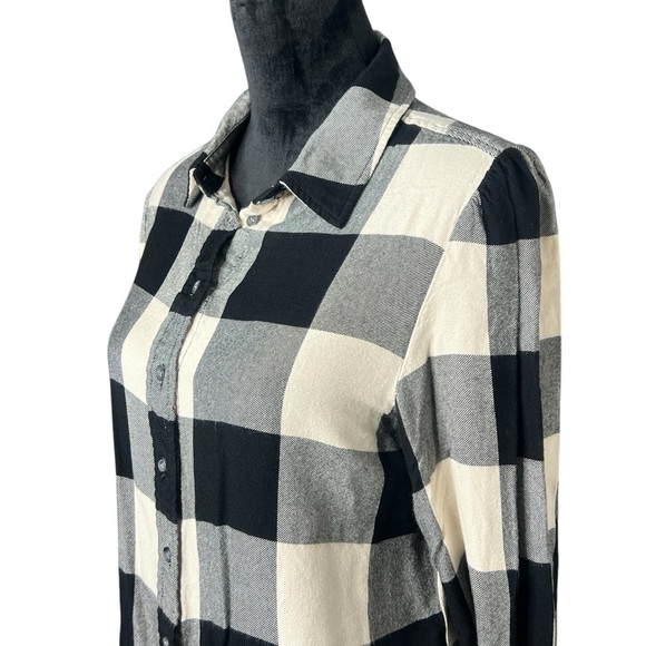 Sanctuary Black & Cream Plaid Long Sleeve Button Down Shirt Women’s Size Medium - Picture 4 of 16